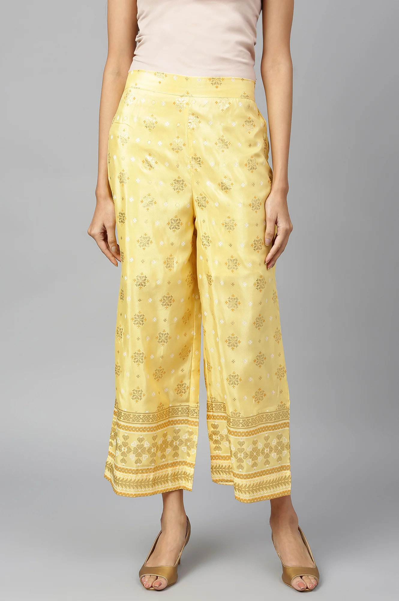 Regular Fit Polyester Gold Printed Palazzos