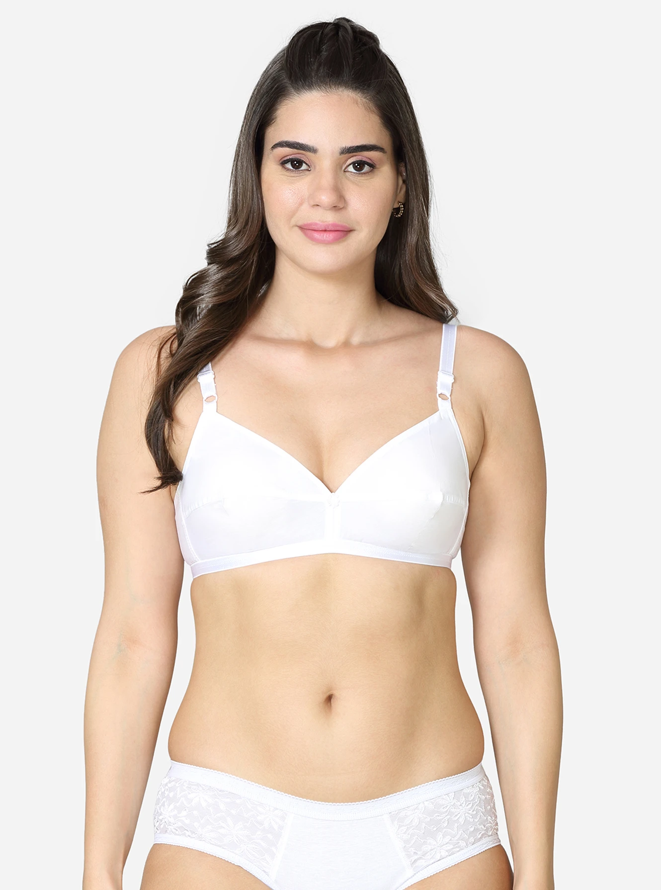 Single layered pointed seamed cup medium coverage bra