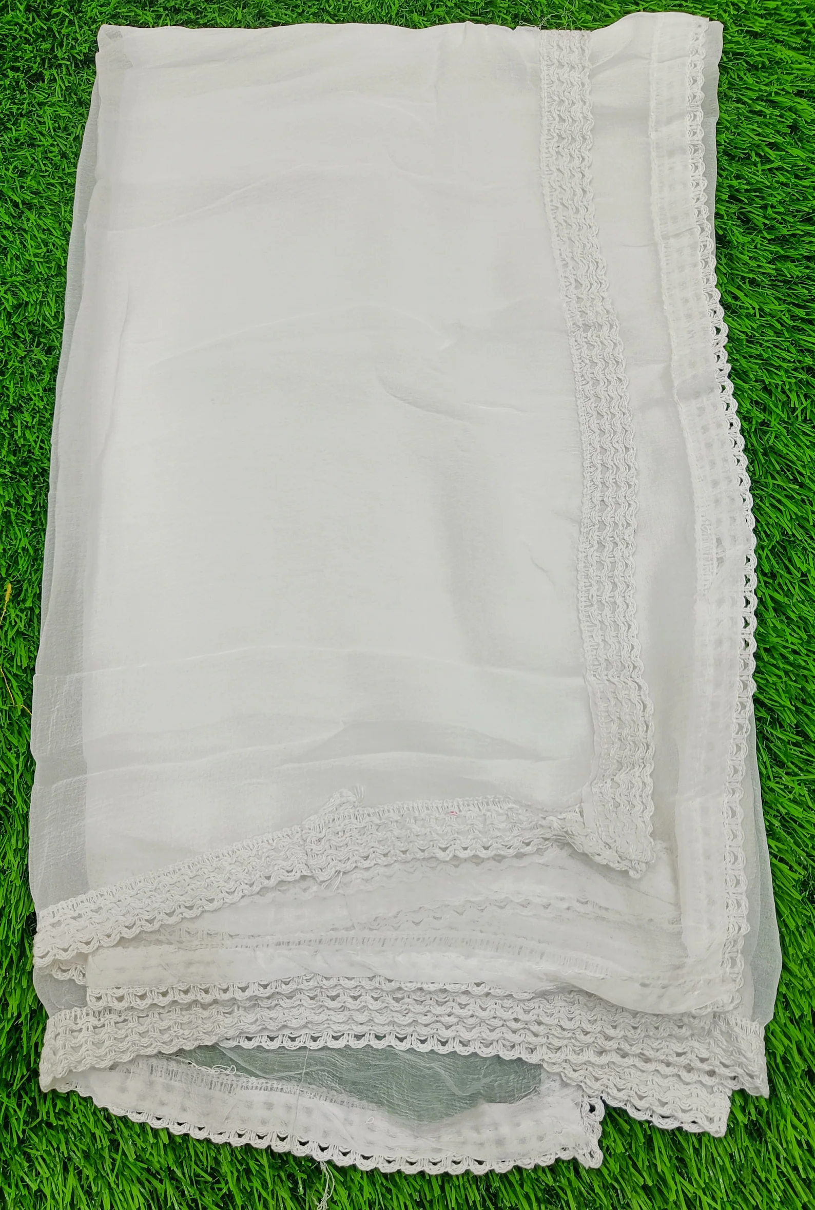 Plain White Chiffon Dupatta With Crochet lace Border - Image 3